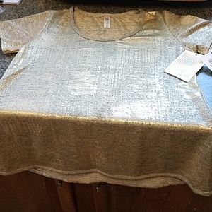 LuLaRoe Classic T XS